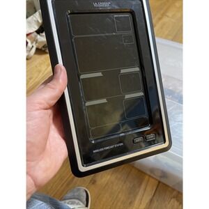 La Crosse Technology S88907 Vertical Wireless Color Forecast Station Only (19)